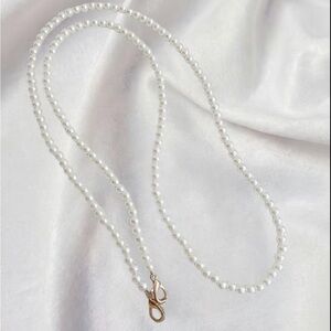 A101. White Pearl Phone Lanyard or Purse Strap
